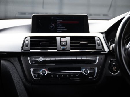 2013 BMW 3 Series - thumbnail 12