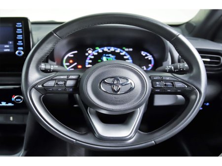 2022 Toyota Yaris Cross - thumbnail 17