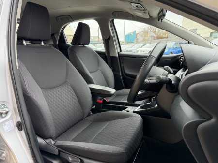 2023 Toyota Yaris - thumbnail 13