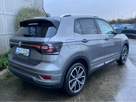 2020 Volkswagen T-Cross R-LINE 1.0 TSI PETROL MANUAL //SAT NAV//ADAPTIVE CRUISE CONTROL//REVERSE CAMERA// €18,950