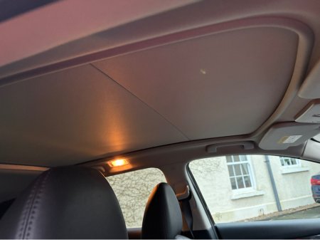 2017 Nissan Qashqai - thumbnail 4