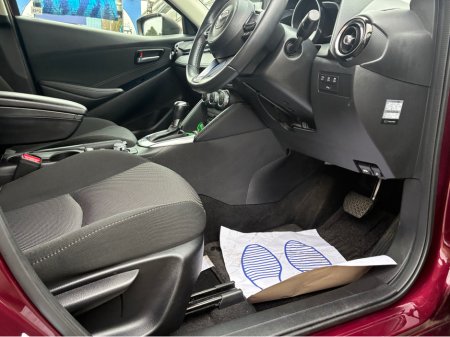 2017 Mazda Demio - thumbnail 9