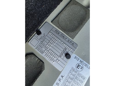 2017 Abarth 595 - thumbnail 21