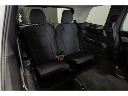 2025 Volvo XC90 - thumbnail 14