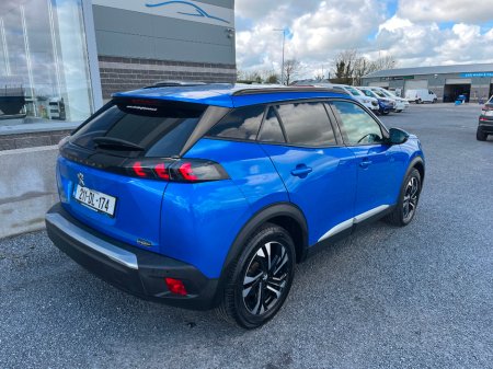 2021 Peugeot 2008 - view 3