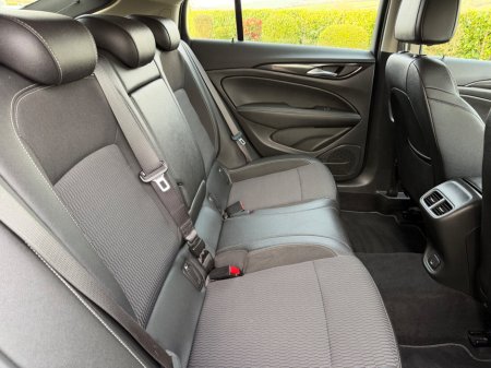 2019 Opel Insignia - thumbnail 13