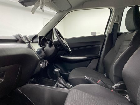 2022 Suzuki Swift - thumbnail 4