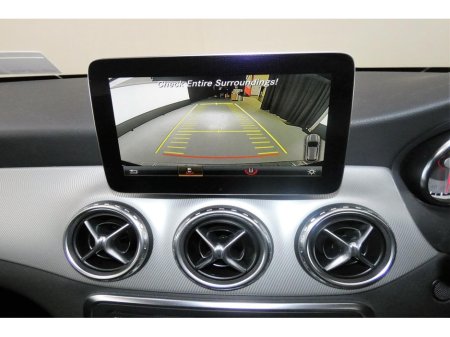 2016 Mercedes-Benz GLA Class GLA 180 *POWERED TAILGATE*HALF LEATHER*REVERSE CAM*PARK SENSORS* €18,690 thumbnail