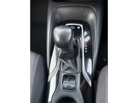 2022 Toyota Corolla 1.8 Hybrid Luna Saloon €20,500 thumbnail