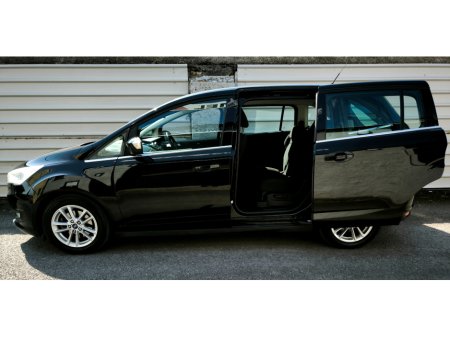 2015 Ford Grand C-Max 1.5 TDCI ZETEC 120 120PS 5DR €8,499