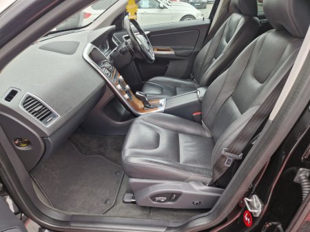 2015 Volvo XC60 - thumbnail 19