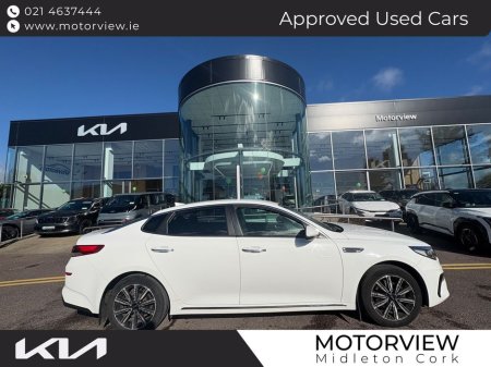 2019 Kia Optima - thumbnail 1
