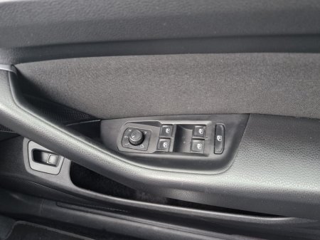 2022 Volkswagen Passat - thumbnail 16