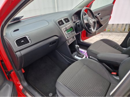 2012 Volkswagen Polo - thumbnail 19