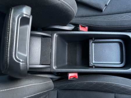 2019 Skoda Karoq 1.6TDI 115bhp Ambition €20,995 thumbnail