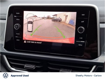 2023 Volkswagen T-Roc 2.0 TDI 116HP Style €29,950 thumbnail