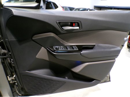 2019 Toyota C-HR 192*18,000 MILES*HYBRID SPORT TOYOTA C-HR SELF CHARGING 1.8 AUTOMATIC*FANTASTIC CONDITION GREAT ON FUEL, POWER, COMFORT WITH A LOT OF SPACE ALL COMBINED FOR A FANTASTIC DRIVE. CAR COMES WITH FULL SAF €21,900 thumbnail