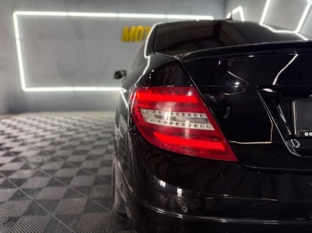 2012 Mercedes-Benz C Class - thumbnail 11
