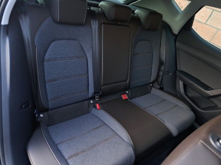 2021 SEAT Leon Xcellence Model 2.0 Diesel 115 Bhp. €22,950 thumbnail