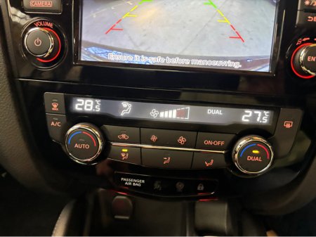 2017 Nissan Qashqai - thumbnail 13