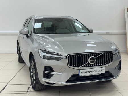 2023 Volvo XC60 T6 Recharge PHEV 350hp AT8 Core €53,500 thumbnail