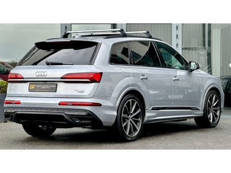 2021 Audi Q7 - thumbnail 4