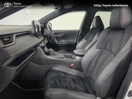 2024 Toyota Rav4 RAV4 PLUG-IN HYB GR SPORT - #30 - 1 PREVIOUS OWNER - FULL TOYOTA SERVICE HISTORY €52,995 thumbnail