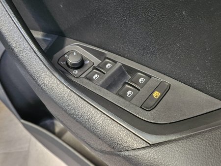 2022 Skoda Karoq 2.0TDI 115HP Style thumbnail