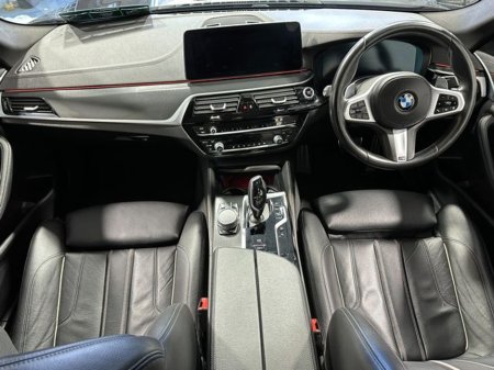 2020 BMW 5 Series - thumbnail 9