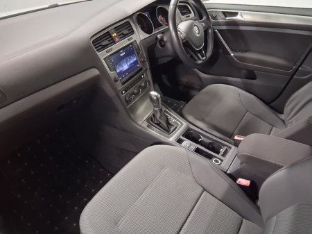 2014 Volkswagen Golf - thumbnail 8