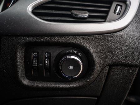 2016 Opel Astra 2016 Opel Astra 1.0/New NCT/Irish/1yr warranty €10,888 thumbnail