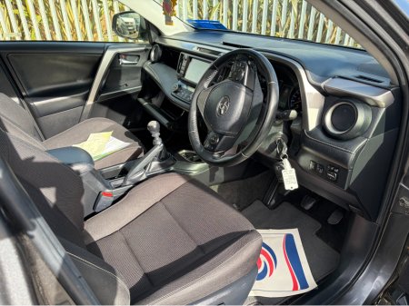 2018 Toyota Rav4 - thumbnail 7