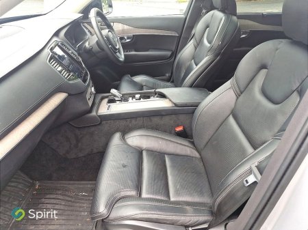 2022 Volvo XC90 - thumbnail 3