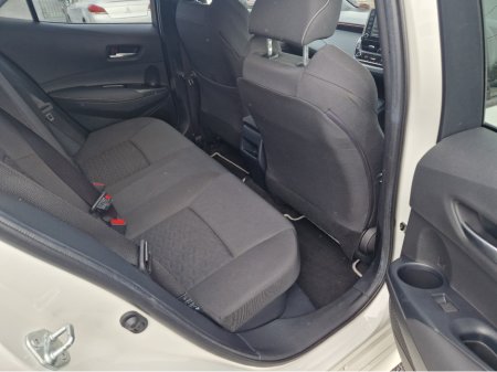 2020 Toyota Corolla HYBRID LUNA SPORT 4DR AUTO €21,500 thumbnail