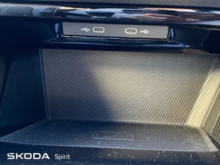 2023 Volkswagen Golf R-Line 1.5TSI 130bhp €31,950 thumbnail