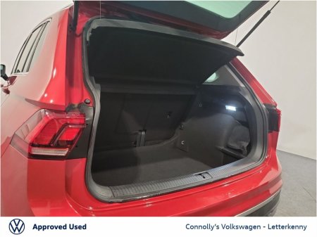 2022 Volkswagen Tiguan 2.0 TDI 122HP Life €30,450 thumbnail