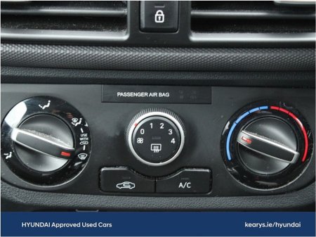 2020 Hyundai i10 - thumbnail 17