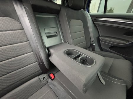 2019 Volkswagen Golf 2.0 TSI 5DR 300HP DSG 4M R €34,995 thumbnail