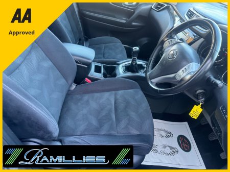 2016 Nissan X-Trail - thumbnail 16