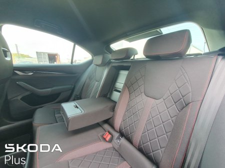 2025 Skoda Octavia - photo 6