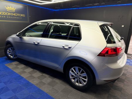 2015 Volkswagen Golf 1.2 TSI DSG 5DR 110HP Lounge €12,999 thumbnail