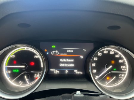 2018 Toyota Camry - thumbnail 19