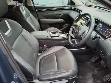 2024 Hyundai Tucson EXECUTIVE PLUS PHEV PTG 4 WHEEL DRIVE - Tiny Mileage - €42,950 thumbnail