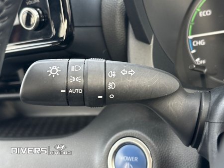 2022 Toyota Yaris - thumbnail 23