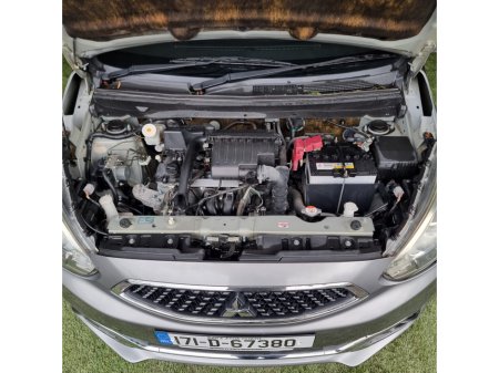 2017 Mitsubishi Mirage - thumbnail 10