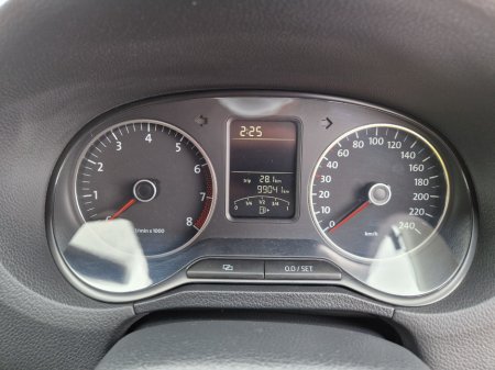 2010 Volkswagen Polo - thumbnail 28