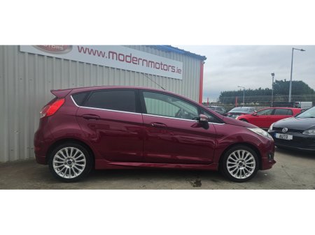 2015 Ford Fiesta - thumbnail 5