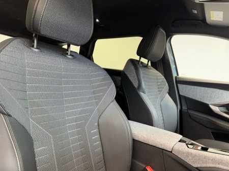 2026 Peugeot 5008 - thumbnail 24