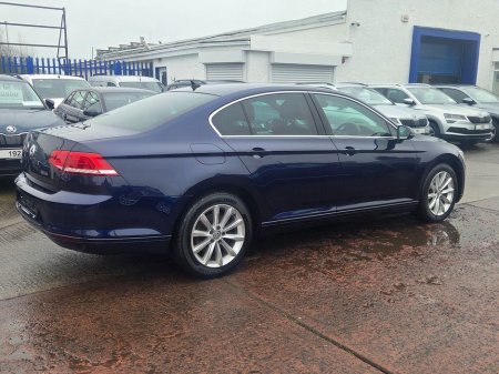 2019 Volkswagen Passat SE BUSINESS TDI €17,950 thumbnail