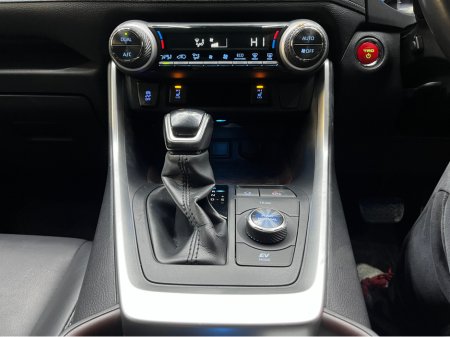 2020 Toyota Rav4 €30950! 2020 TOYOTA RAV4 HYBRID G 2.5 AUTOMATIC / CRUISE CONTROL / REVERSE CAMERA / ELECTRIC MEMORY & HEATED SEATS / HEATED STEERING WHEEL €30,950 thumbnail